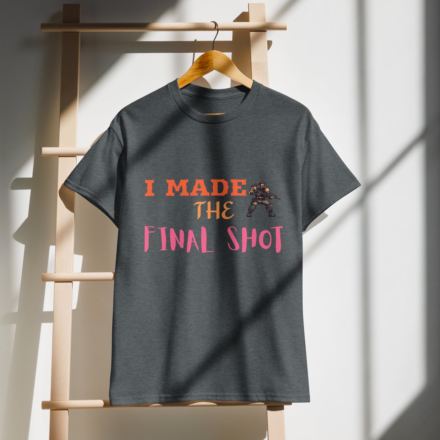 FINAL SHOT T-Shirt - Kanvas T-Shirt