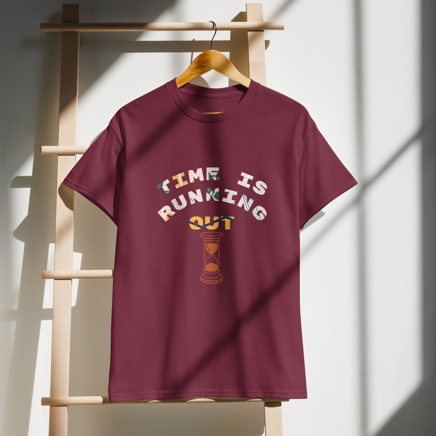 TIME IS RUNNIG OUT DryBlend® T-Shirt - Kanvas T-Shirt