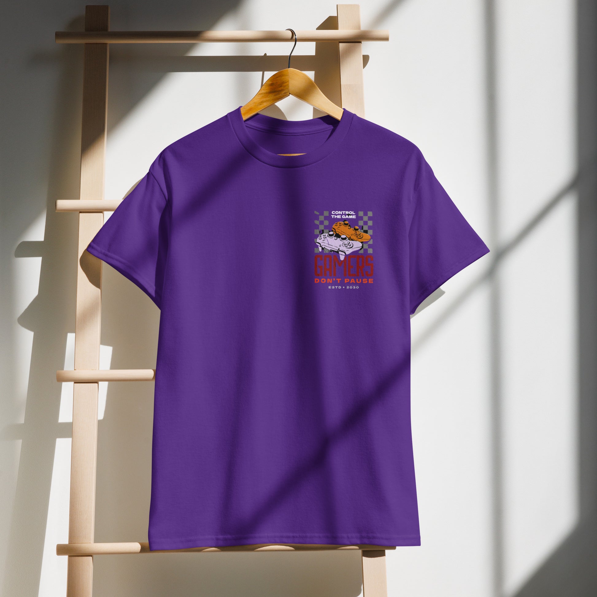 GAMERS DONT PAUSE T-Shirt - Kanvas T-Shirt